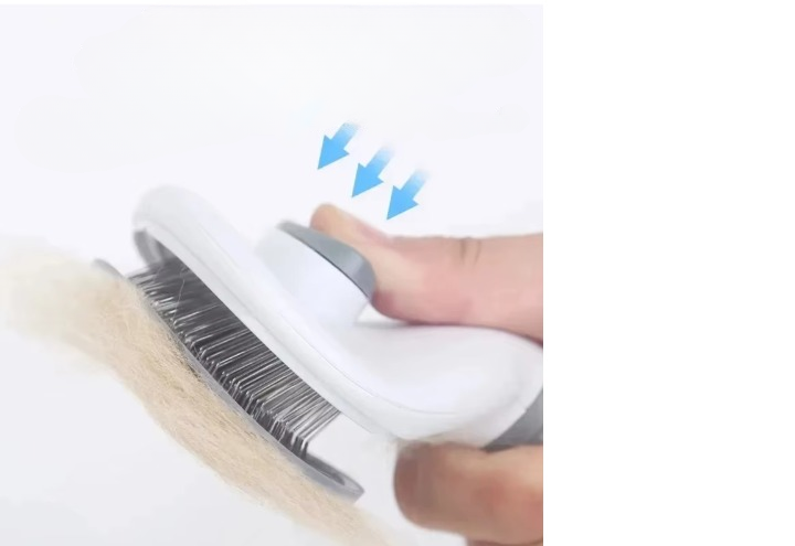 Brosse autonettoyante pour chiens et chats