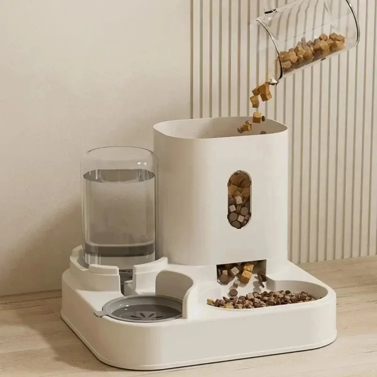 Distributeur de croquettes automatique avec fontaine – Chiens et chats